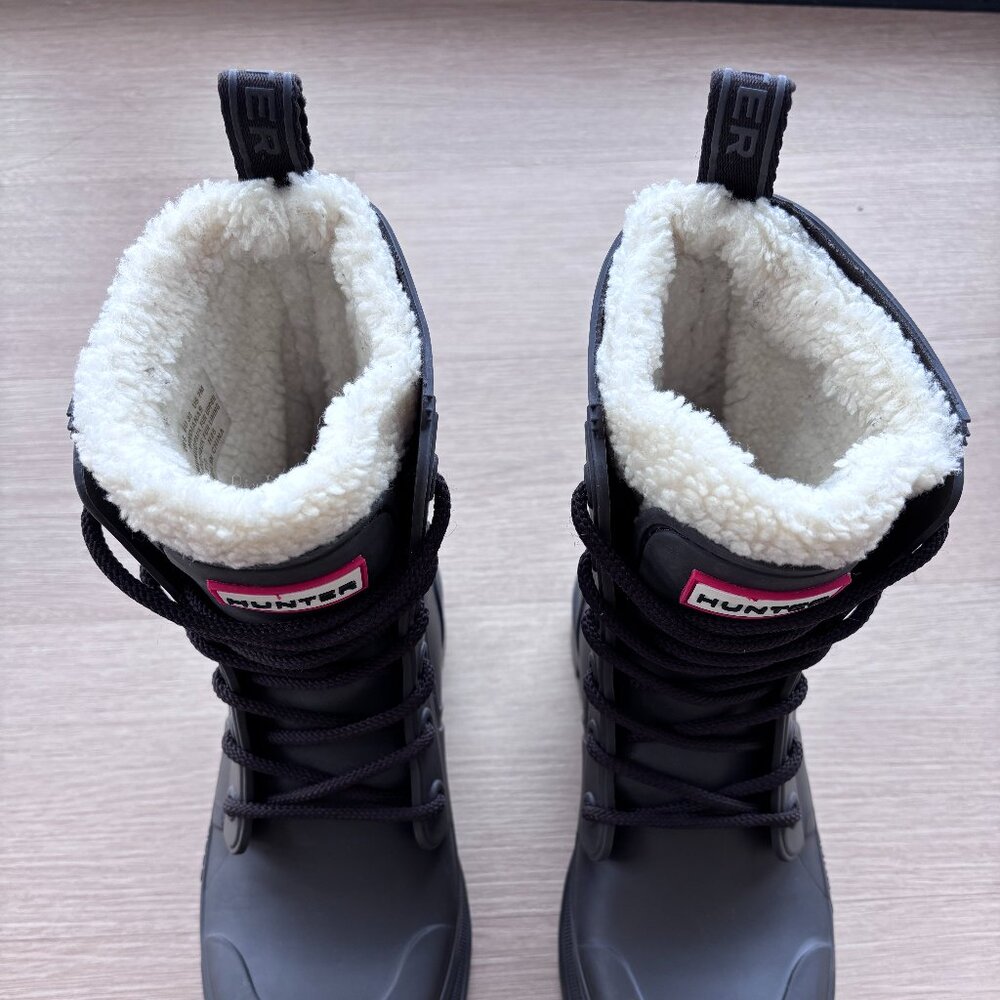 Hunter Diana Insulated Waterproof Boots w/ Shearling – Like New - Picture 2 of 6